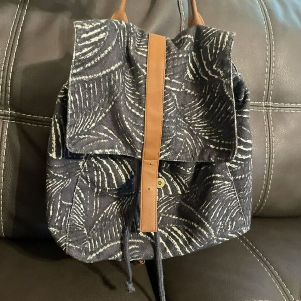 lu elle Back Pack